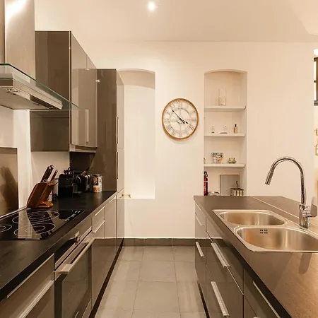 Apartment Spacious House - Ac- 5br-12p-
